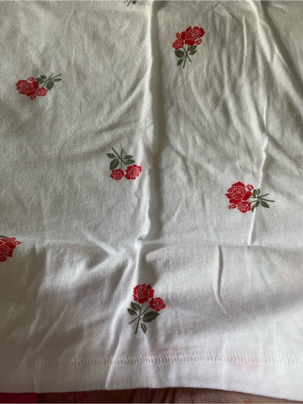 PINK Victoria's Secret White Short Sleeve Tee with Pink Rose Print NWOT - Picture 4 of 4